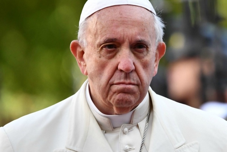Papa Francesco avverte i vescovi Usa: “Non ci saranno novità sul matrimonio per i preti”