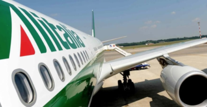 Alitalia, negli ultimi 20 anni si è formato un buco di 11 miliardi di euro