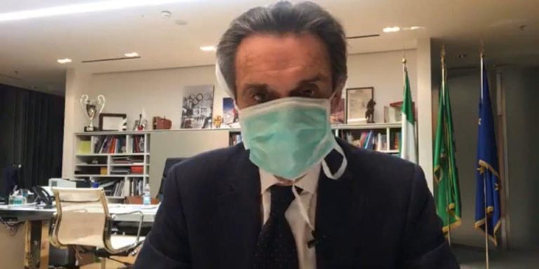 Coronavirus, messaggio del governatore della Lombardia Fontana: “Mi vedrete ancora nei prossimi giorni con la mascherina”