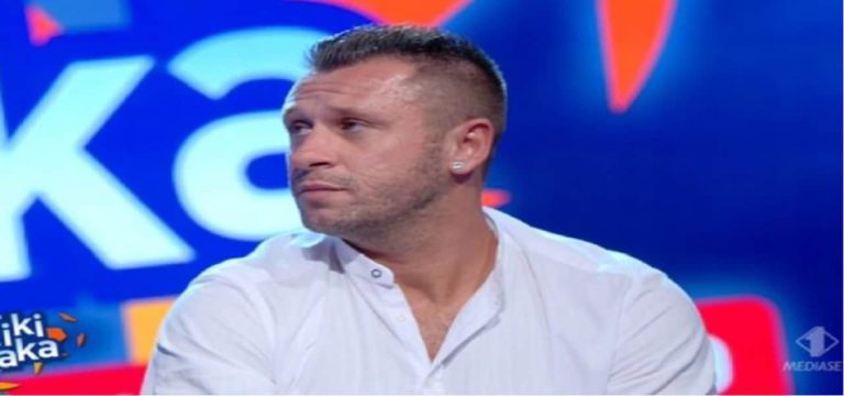 L’Agenzia delle entrate ‘bussa alla porta’ di Antonio Cassano per 263mila euro