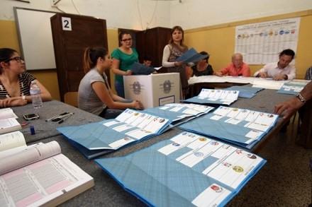 Elezioni in Calabria, sospetti e anomalie nel conteggio dei voti