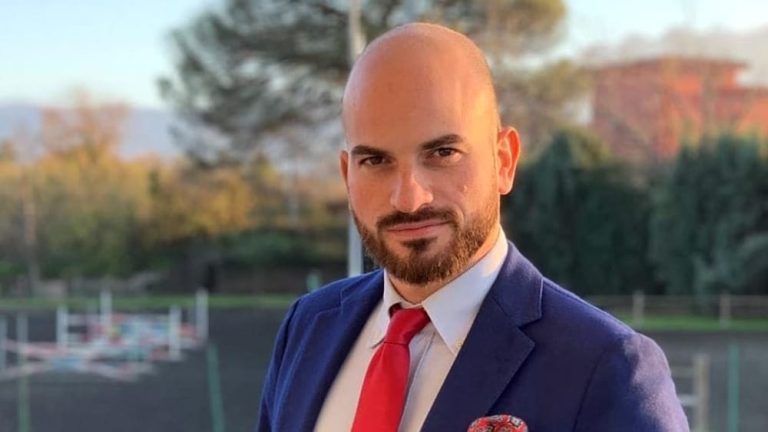 Bufera su Ernesto Sica (F.I) per la frase: “L’Anpi è una montagna di m…”