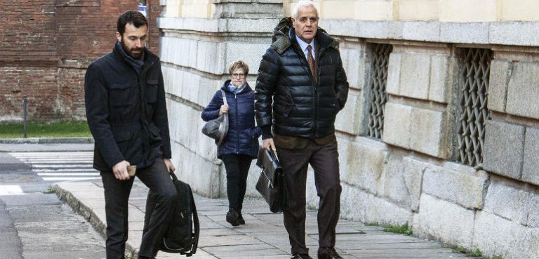 Cremona, Roberto Formigoni in tribunale per rispondere all’accusa di corruzione