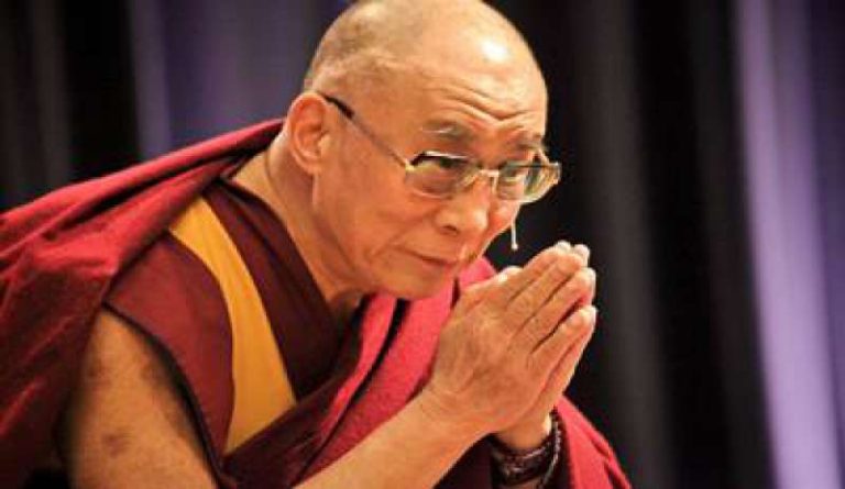 Coronavirus, il Dalai Lama prega per i cinesi