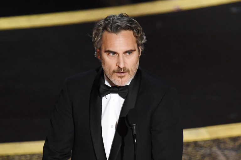 Cinema, il premio Oscar per l’immenso talento espressivo di Joaquin Phoenix