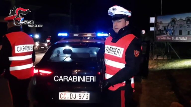 Reggio Calabria, blitz antidoping dei carabinieri: nove persone in manette, sequestrate 8mila fiale e farmaci anabolizzanti