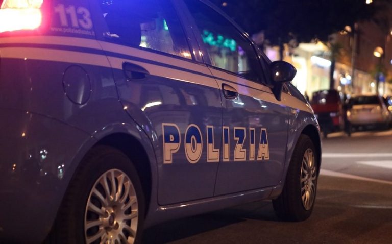 Catania, accecato dalla gelosia tenta di uccidere la compagna: arrestato 31enne marocchino