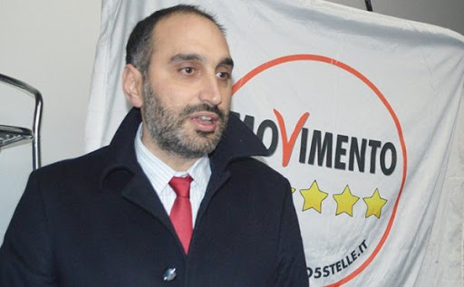 Governo, duro attacco di Michele Gubitosa (M5S) a Renzi: “E’ il Morgan della politica”