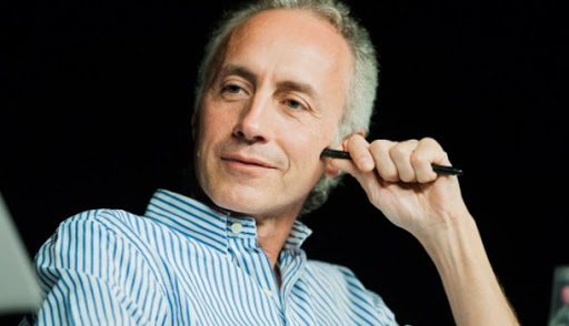 Elezioni in Campania, il ‘colorito’ consiglio di Marco Travaglio ai Cinquestelle: “Se non si alleano con il Pd sono dei coglioni”