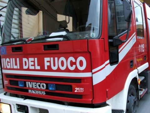 Nizza di Sicilia (Messina), fiamme in appartamento: morti due anziani