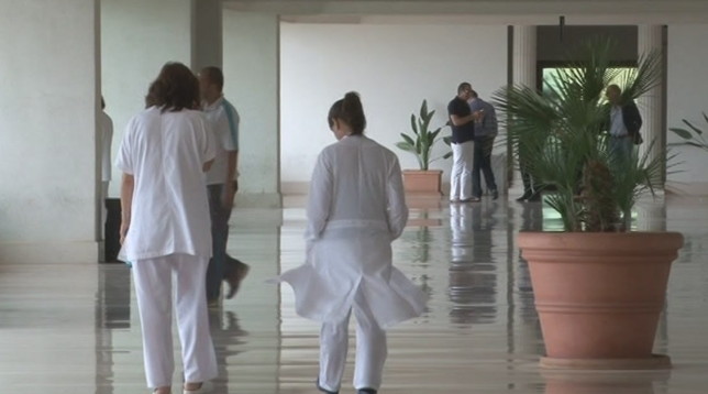 Coronavirus, infermiera dell’ospedale Mater Dei di Bari denuncia due donne che non avevano detto di essere venute dalla zona rossa