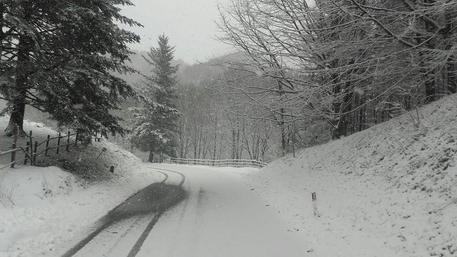 Toscana, nevicate sui passi appenninici e nella zona di Firenze