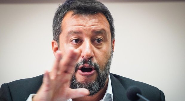 Emergenza coronavirus, Matteo Salvini si rivolge al presidente Mattarella: “Cinque richieste, la prima, chiuda tutto”