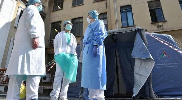 Coronavirus, allarmante la situazione in Lombardia: nelle ultime 24 ore si sono registrati 546 decessi per un totale di 3.095