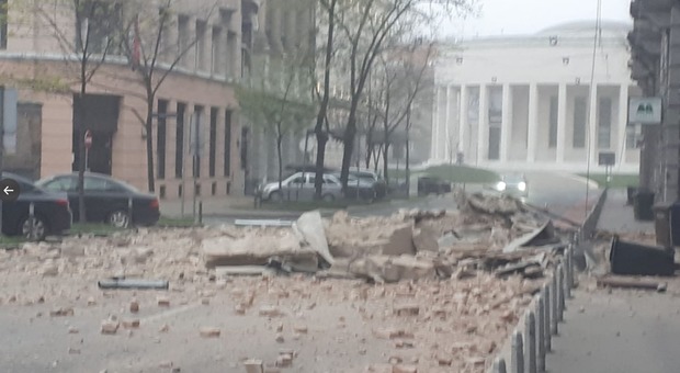 Croazia, registrata scossa sismica di magnitudo 5.3. ingenti danni e un ferito grave a Zagabria