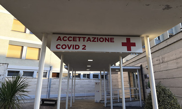 Coronavirus, a Roma operativo il “Covid 2 Hospital” alla Colombus: aperti 21 posti letto di terapia intensiva