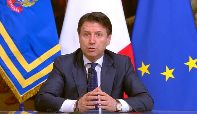 Emergenza coronavirus, parla il premier Conte: “Serve lo sforzo di tutti, c’è in gioco la tenuta sociale ed economica del Paese”