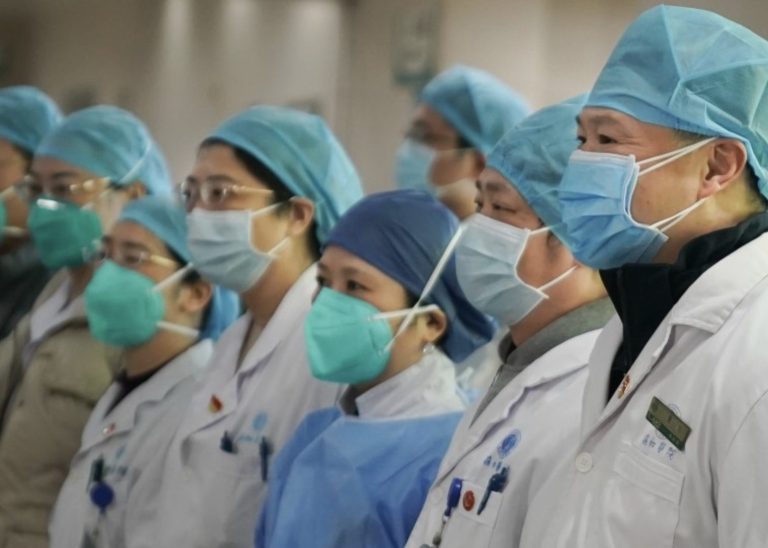 Emergenza coronavirus, la Cina ha inviato in aiuto dell’Italia il terzo team di esperti. Aiuti sanitari anche dalla Russia