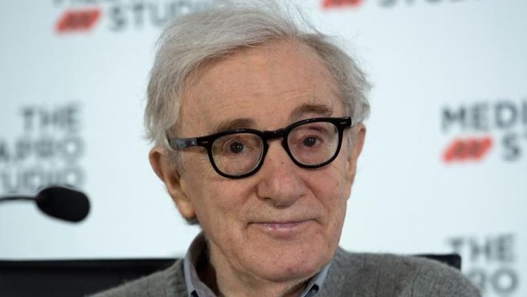 Usa, uscirà il 9 aprile l’autobiografia del regista Woody Allen per la casa editrice La nave di Teseo