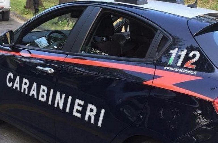 Platì (Reggio Calabria), aveva tritolo ad alto potenziale e 12 detonatori in casa: fermato 76enne