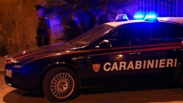 Olbia, donna salvata dai carabinieri: il marito la stava picchiando selvaggiamente