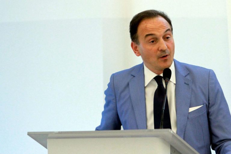 Emergenza coronavirus, parla il governatore del Piemonte Cirio: “Sono guarito, torno all’unità di crisi”