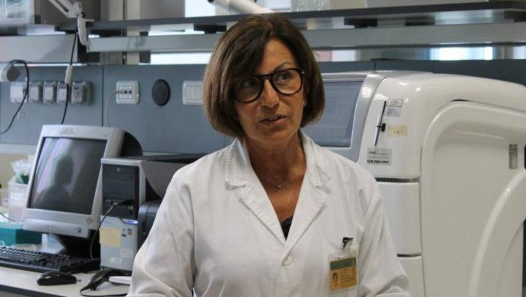 Coronavirus, per la virologa Maria Rita Gismondo il Covid-19 forse sta mutando, ci sono troppi morti in Lombardia