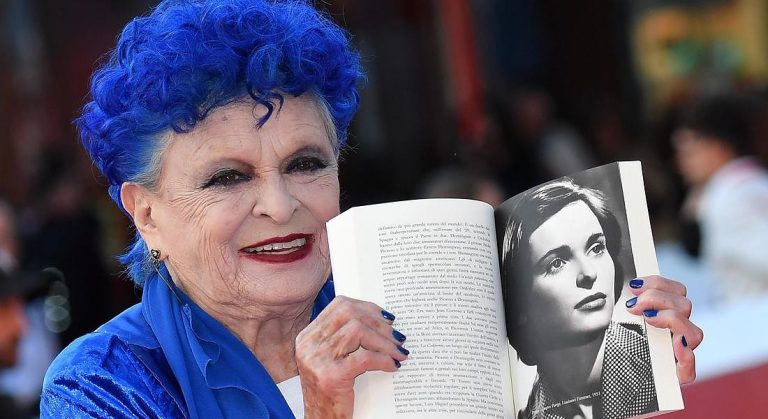 Coronavirus, si è spenta a 89 anni l’ex modella e attrice Lucia Bosè