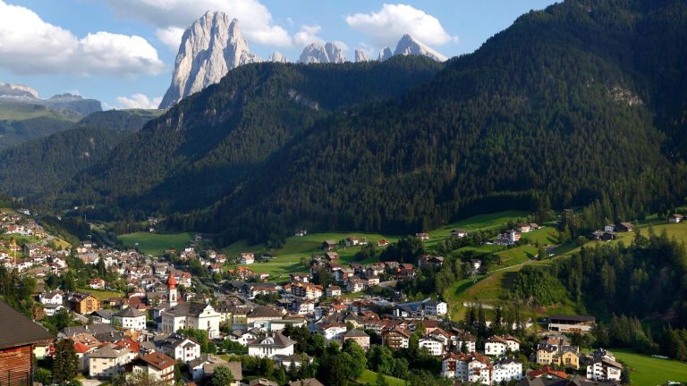 Coronavirus, a Ortisei (Alto Adige), morta nella sua abitazione una donna di 88 anni