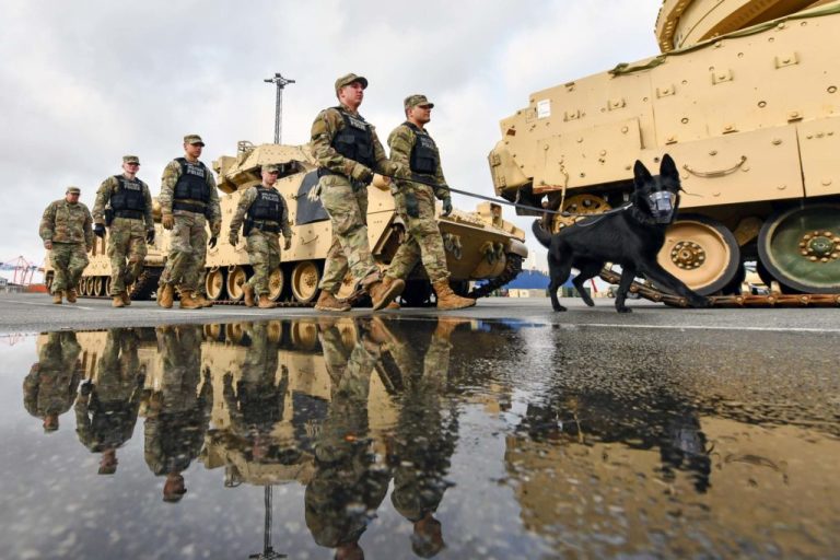 Coronavirus, gli Usa sospendono i viaggi dei militari da e per l’Italia