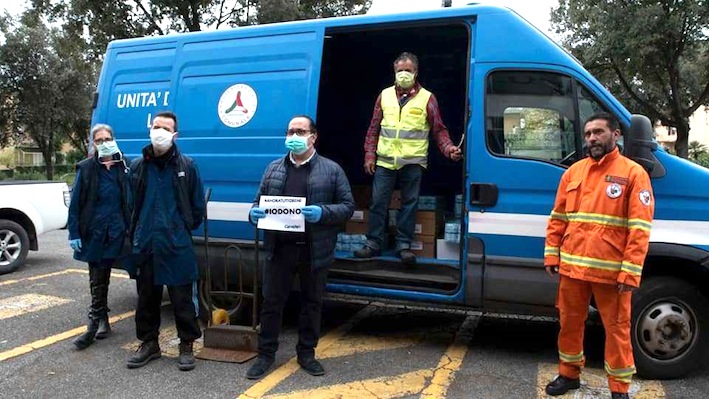 A Cerveteri il Carrefour dona cibo alla Protezione Civile