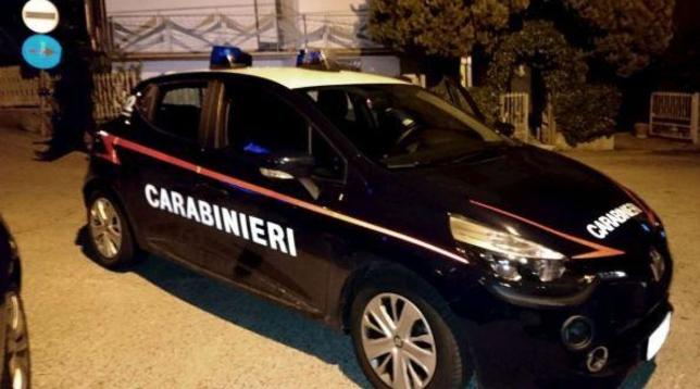 Villa Costanza (Firenze), con la benzina tenta di dare fuoco ad una donna: arrestata una 42enne per tentato omicidio