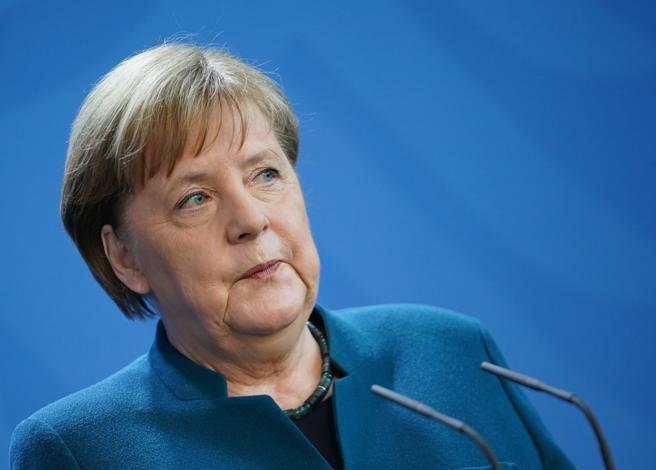Emergenza Covid-19, Angela Merkel ribadisce: “Sui coronabond non c’è consenso politico”