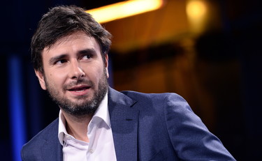 Scontro sul Mes, Alessandro Di Battista (M5S): “Conte è un galantuomo, non ho dubbi che abbi a cuore le sorti delle famiglie e delle imprese italiane”