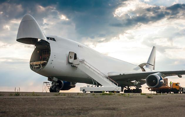 Emergenza coronavirus, è atterrato a Palermo aereo cinese con 40 tonnellate di materiale sanitario