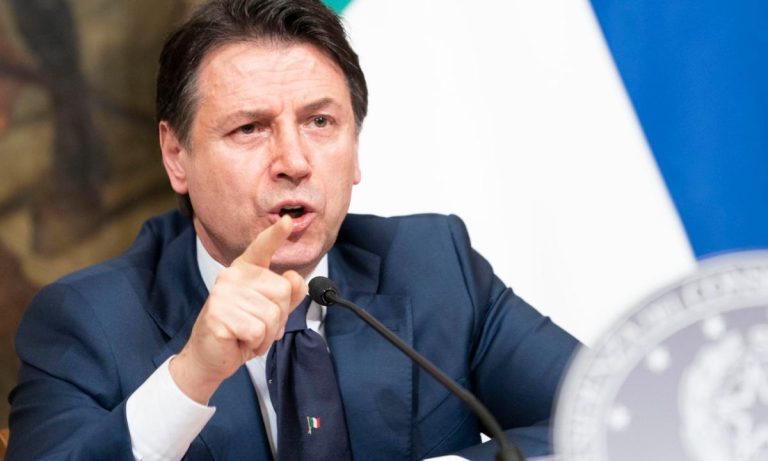 Coronavirus, cabina di regia convocata dal premier Conte: allo studio un bonus alle famiglie con figli