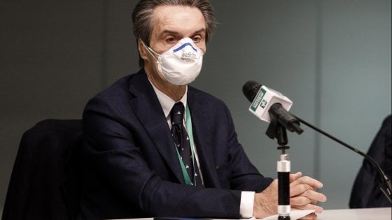 Emergenza coronavirus, la linea dura del governatore Fontana: “Nella mia Regione non cambio le restrizioni”