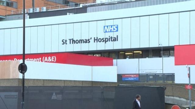 Coronavirus, parlano i medici del St Thomas Hospital: “Il premier Boris Johnson è cosciente e risponde ai trattamenti”