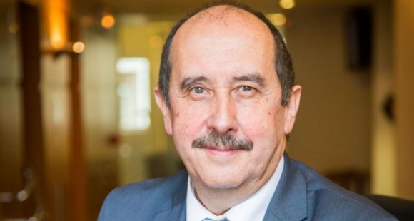 Coronavirus, per il presidente dell’Ordine dei medici francesi “E’ illogico riaprire le scuole dopo l’11 maggio”