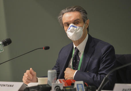 Emergenza coronavirus, il governatore Fontana critica il governo: “Da Roma sinora solo le briciole”