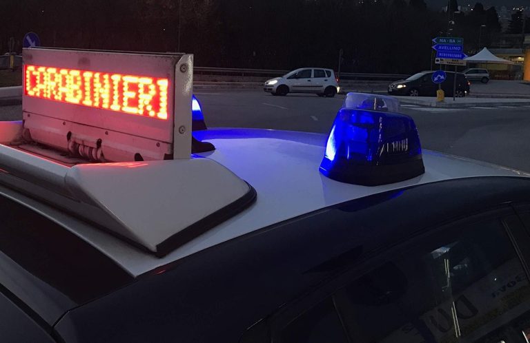 Genova, 55enne si intesta 400 automobili per evitare di pagare le multe: denunciato bosniaco