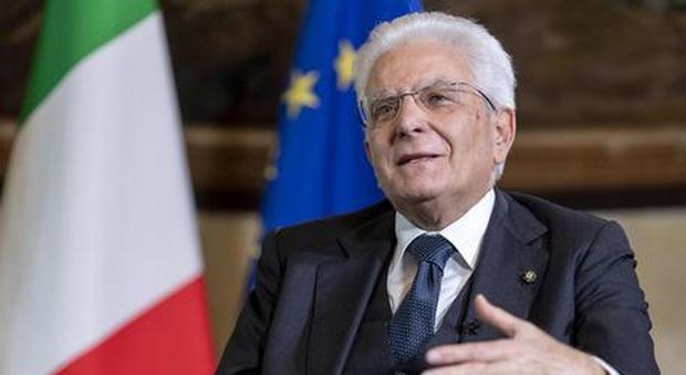 Coronavirus, l’amarezza del presidente Mattarella: “La scuola chiusa è una ferita per tutti”