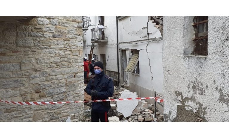 Alberona (Foggia), 80enne muore nel crollo di due palazzine per una fuga di gas