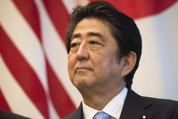 Coronavirus, il premier del Giappone propone lo stato di emergenza