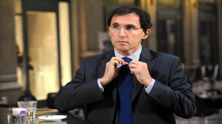 Coronavirus, sulla riapertura e la Fase 2, il ministro Boccia frena: “Non abbiamo ancora una data precisa”