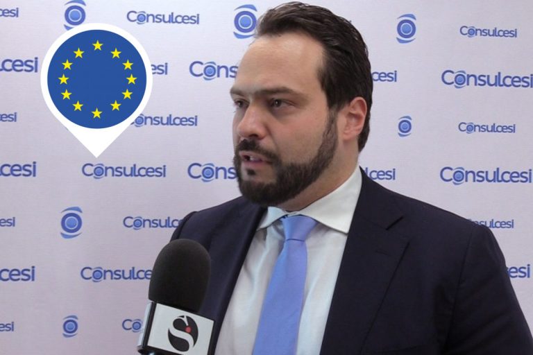 Scontro sul Mes, parla Fabio Castaldo: “Il M5S e il premier Conte non hanno cambiato idea”