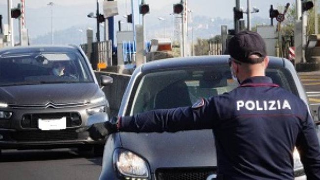 Coronavirus, a Firenze multate 229 persone tra Pasqua e Pasquetta