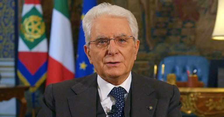 Emergenza coronavirus, il presidente Mattarella agli italiani: “Supereremo insieme questo periodo difficile”