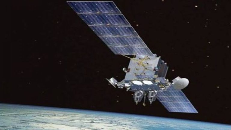 Iran, messo in orbita il primo satellite di comunicazione militare