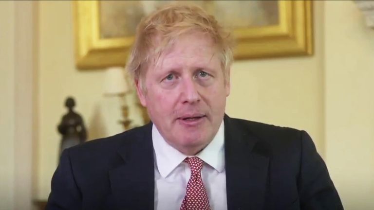 Coronavirus, parla il premier Boris Johnson: “E’ iniziata l’inversione di tendenza nella lotta al Covid-19”